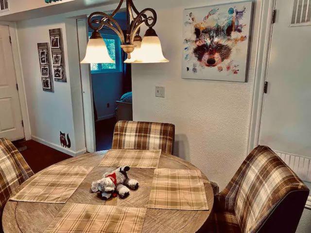הוילה אוקהורסט Raccoon Hideout Hot Tub Bbq Arcade Darts מראה חיצוני תמונה